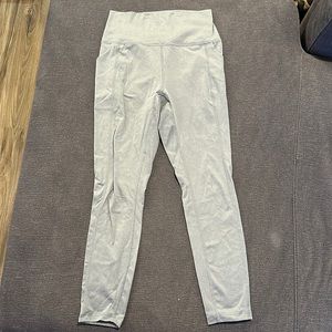 Leggings with pockets